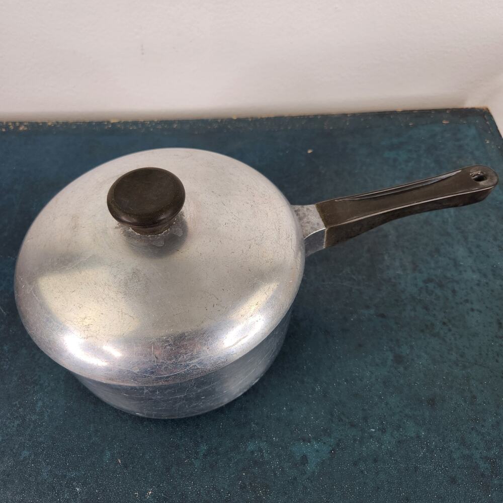 Forever Ware 2 Qt. Cookware Cast Aluminum Pot w/ Lid